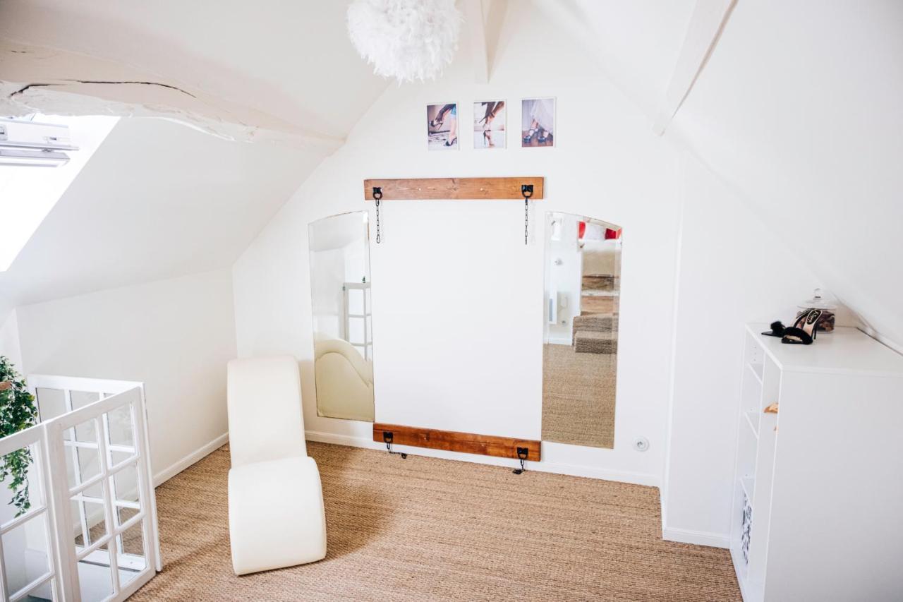 Loveroom Du Perche : Maison Avec Balneo Ferienhaus *