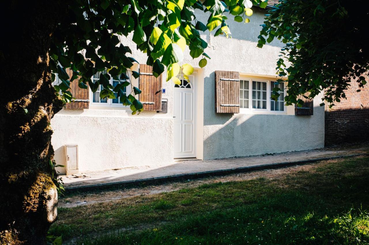 Loveroom Du Perche : Maison Avec Balneo Ferienhaus