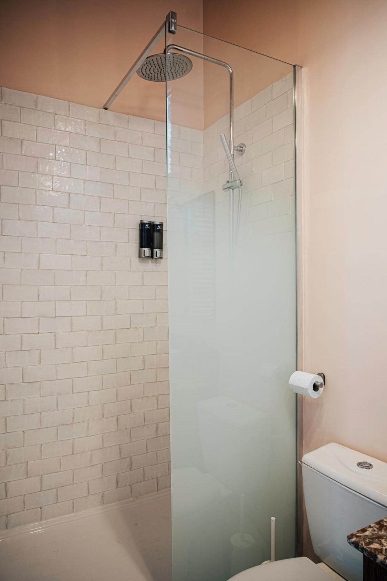 Loveroom Du Perche : Maison Avec Balneo Ferienhaus *